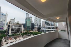 Modern decoration 3brs with floor heating and balcony beside west nan jing road