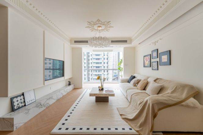 Xujiahui Light‑French Style 2‑Bedroom Bright Apartment