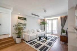 Good Value 3Beds 2Bts Balcony Nice Compound Near Jing’an@Metro 13/14