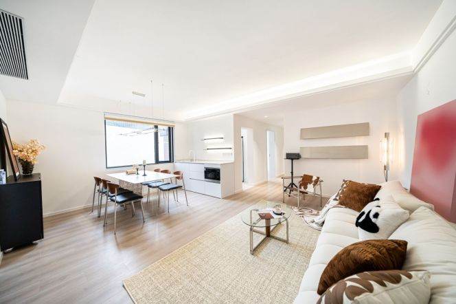 Jing’an Beijing West Road Modern Cream Style 3BR Apartment