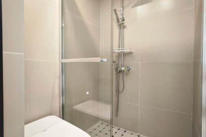 Spacious 1Br/1Lr/1Bt apt nr South shanxi rd,M1/10/12/13