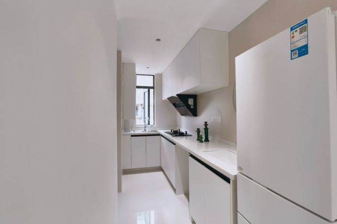 Fresh 1br Nr Shanghai stadium M4