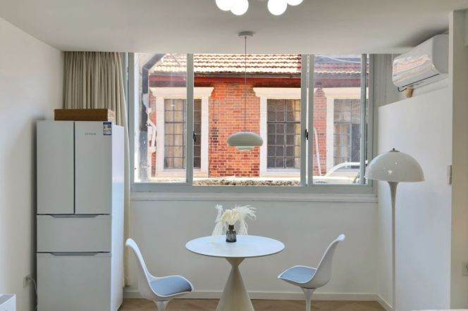 High ceiling 1Br/1Lr/1Bt apt nr West nanjing rd,M2/12/13