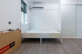 Cozy 1Br @ L10 SH library @ Hunan rd/Wukang rd