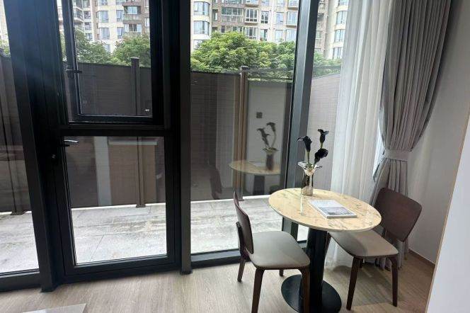 1Studio with terrace near line 10 Wujiaochang and Fu'dan University