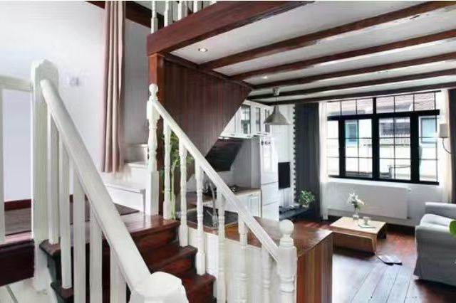 Anfu rd Cozy 2Br+Terrace @ L1/7 Changshu rd station