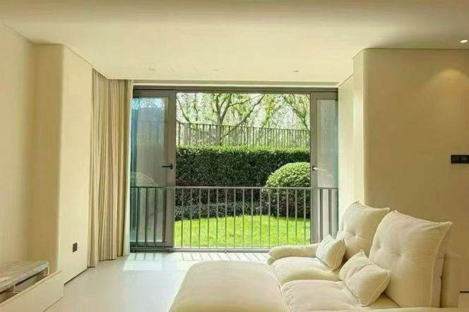 Jia Ba Dao, Chang Feng Park Entrance, 1st floor with garden, good value for money
