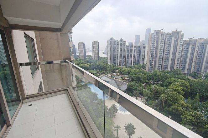 modern big 3brs plus study nice river view open balcony beside Huang pu river 34K