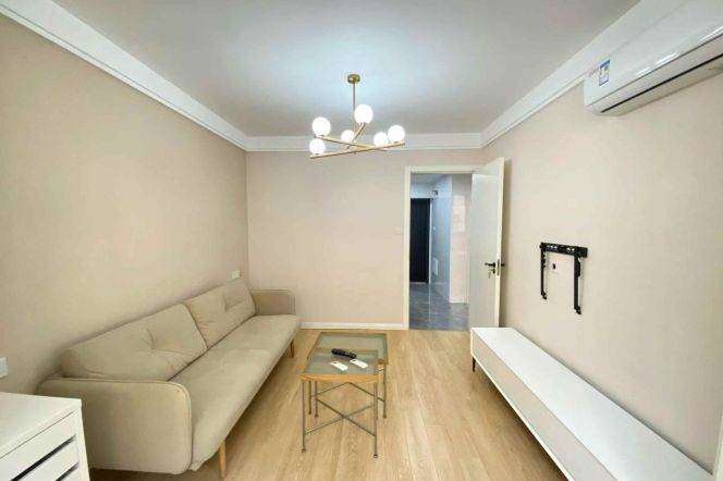 zhongshan park modern 1BR/big living room@L2/3/4