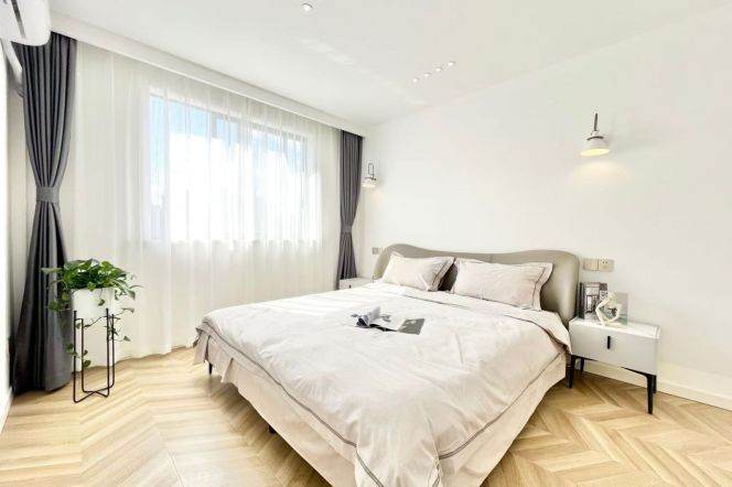 changshou rd elevator 2BR/living room@L7/13/3/4