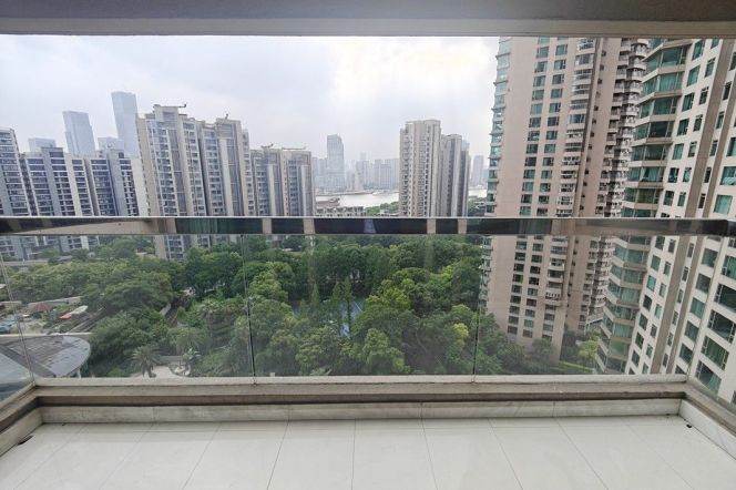 modern big 3brs plus study nice river view open balcony beside Huang pu river 34K
