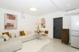 xujiahui elevator 2BR/Big living room@L1/9/11