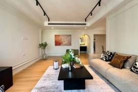 4 Brs, 2 Baths, Floor heating/Central ac/Oven/Dish washer, 160 sqm @ Zhongtan metro L3&4