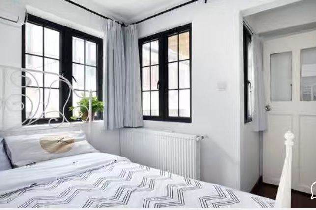 Anfu rd Cozy 2Br+Terrace @ L1/7 Changshu rd station