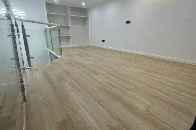 Bright 1Br/1Lr/1Bt apt nr Jiashan rd,M7/9/12