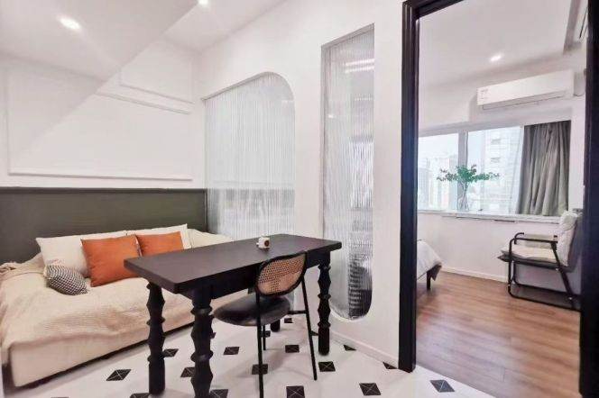 1br, subway L9Shangcheng& L2,14, Next to the bund, Key, 7k