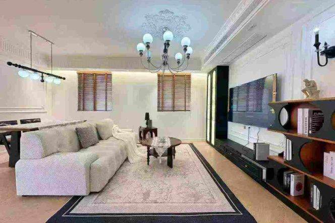 12.5k clean 2Br with floor heating close to the Suzhou River nr Caoyang Rd.line3/4/11/14