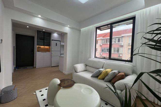 yishan rd modern 2BR/big living room@L3/4/9/10