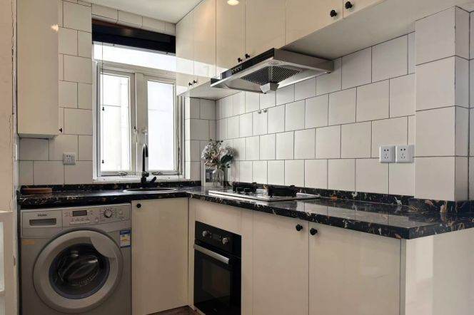 Full furnished 2br/85sqm & elevator/oven @Jing'An temple metro