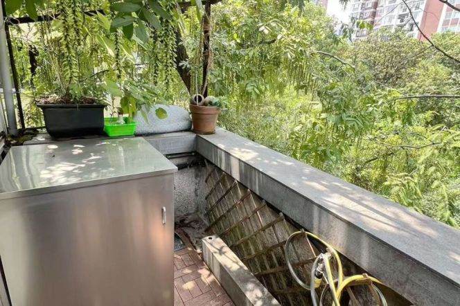 Valuable/Character Anfu/Wukang Rd 2BR with Balcony 16.8K