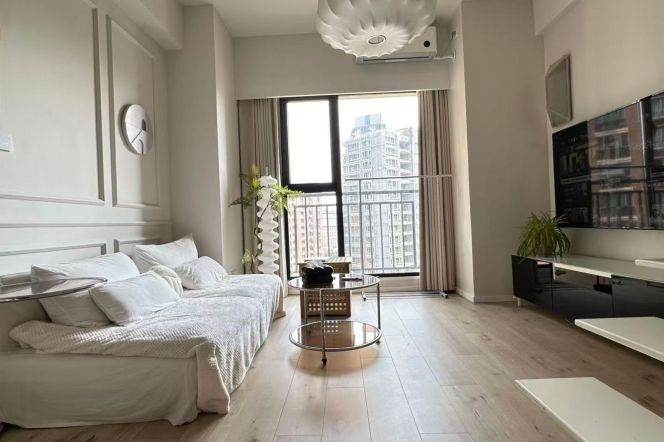 Tongji Garden -1bed - elevator - convenient location-line 7 Changping Road 