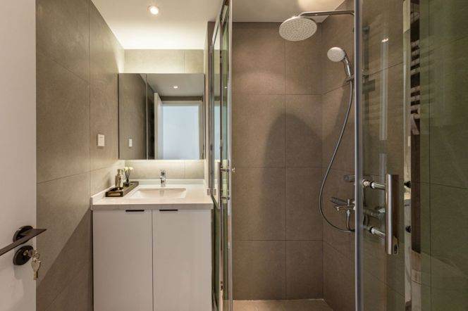modern 4brs floor heating open balcony nice lake view near Dulwich ,concordia 