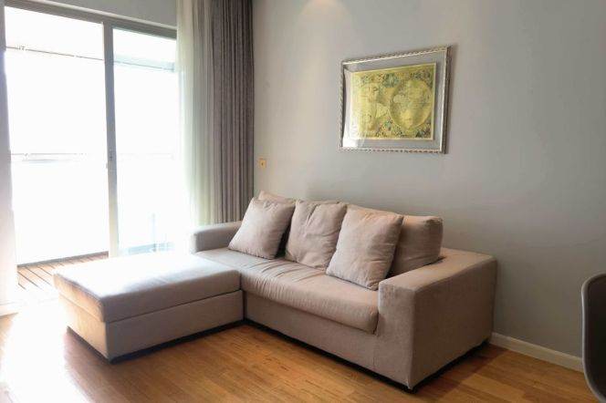 modern 1 bedroom open balcony in best compound Jing an temple line 2,7,14 only 14K