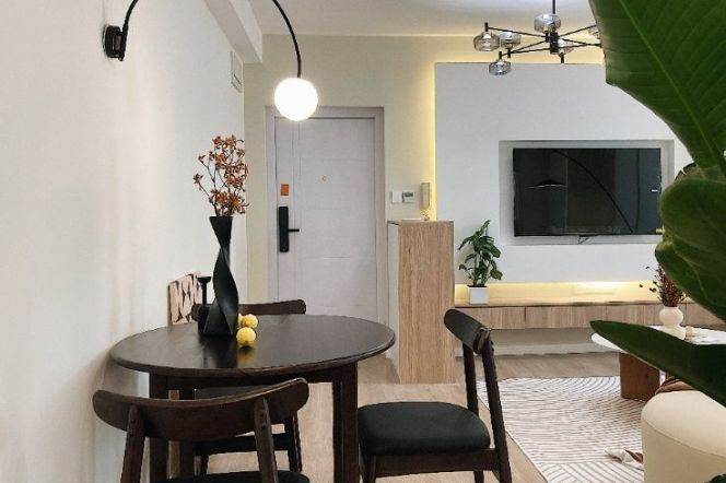 1BR with elevator, Zhongshan West Road, 3-min walk to Line 3/4/9 Yishan Road Station