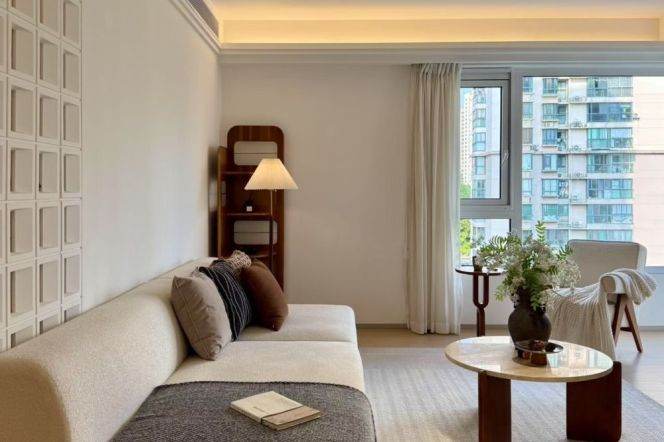 3 Brs, 2 Baths, Floor heating/Central ac/Oven/Dish washer, 150 sqm @ Zhongtan metro L3&4