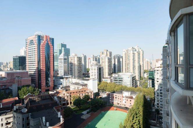 modern big 3brs plus study floor heating modern furniture near Xujiahui line 1,9,11