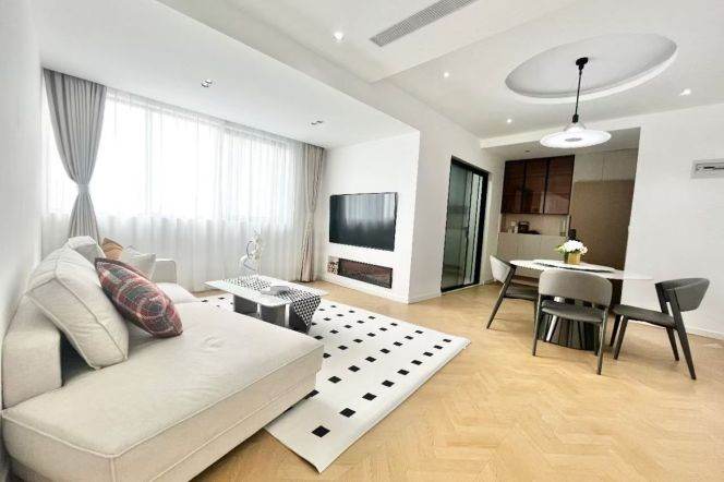 Wuning rd/Spacious 1br 2lr/High floor/big living room/brand furniture,@L13/14
