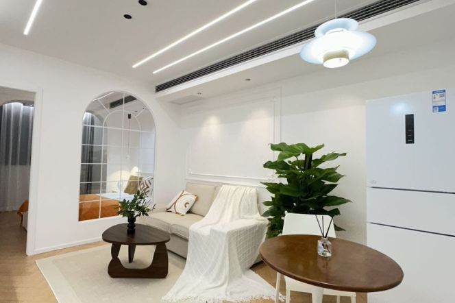 Brand-new 1Br/2Lr/1Bt Close to L2/11 Jiangsu Rd Station 