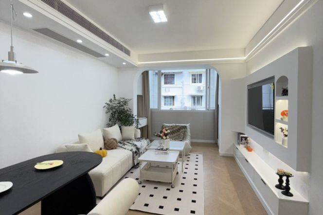 Newly Renoavted 1Br/2Lr/1Bt Close to L3/4/10 Hongqiao Rd Station 
