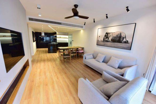 The Courtyards 3BR+2BA with Balcony,Floorheating,C/A 30.8K  