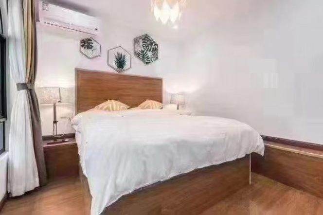 Nice yard 2Brs/2Lrs/2Bts apt nr Jiashan rd,M9/12