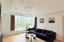 3 Brs, 2 Baths with Open Balcony/Floor heating/Oven/Dryer, 150 sqm @ Zhaojiabang metro L7&9