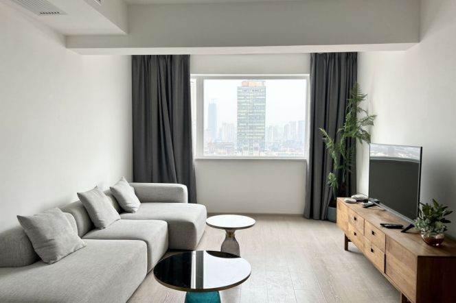 High-end renovated 3Br w. Floor Heating @iapm