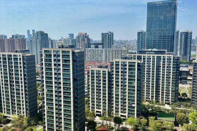 brand new big 4brs floor heating open balcony nice view near Huang pu river line 6,9,14 