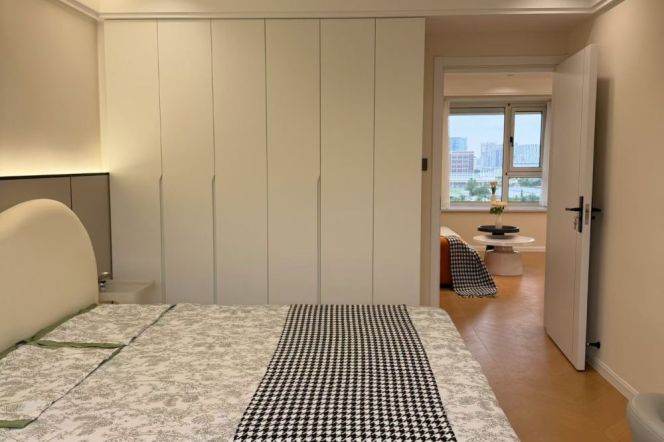 Elevator Bright 1Br/2Lr/1Bt Close to L2 Beixinjing Metro Station 