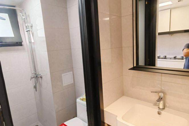Brand new compound 1 br with lift easy to L 9/15 GuLin Rd St. + L12/15 GuiLin Park