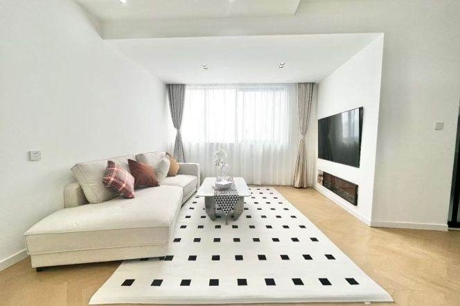 Wuning rd/Spacious 1br 2lr/High floor/big living room/brand furniture,@L13/14