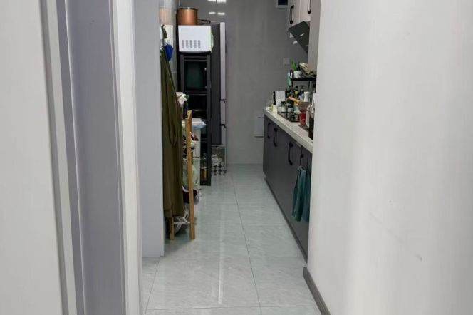 Zhongshan park/spacious 1br 1lr/great value/separate living room,@L2/3/4