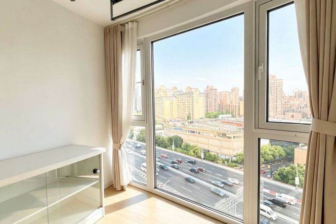 3 Brs, 2 Baths, Floor heating/Dish washer/Gym/Swimming pool, 130 sqm @ Shuicheng metro L10