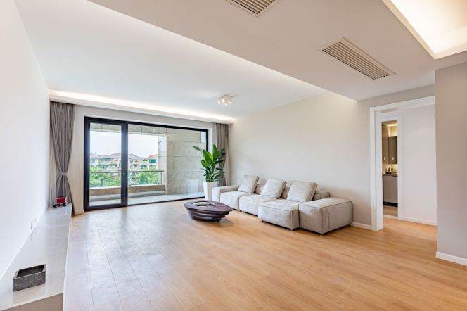 modern 4brs floor heating open balcony nice lake view near Dulwich ,concordia 