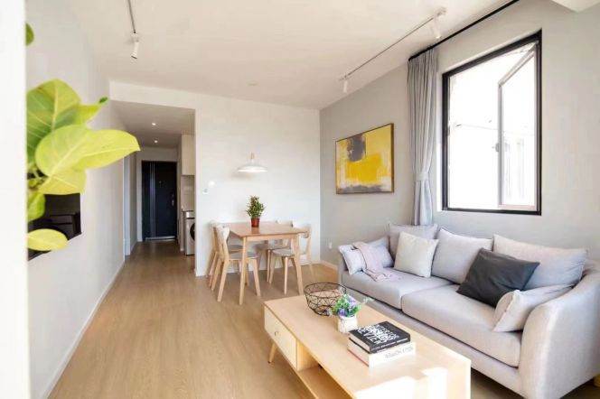 High-ending 1BR F-Heating Changshu Road Station