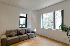 3 Brs, 2 Baths, Floor heating/Central ac/Oven, 150 sqm @ Jingan Temple L2&7