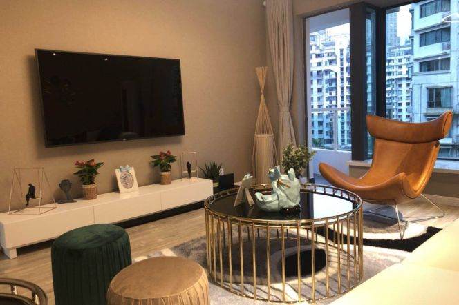 3 Brs, 2 Baths, Open Balcony/Floor heating/Oven/Dryer, 160 sqm @ Wuning metro L13