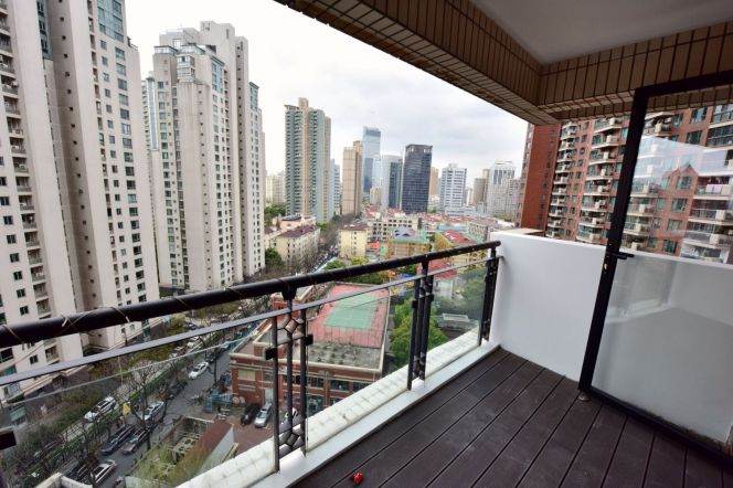 The Courtyards 3BR+2BA with Balcony,Floorheating,C/A 30.8K  