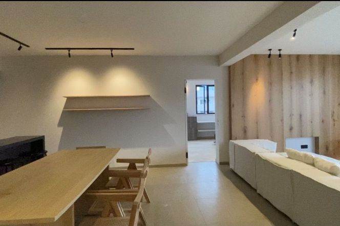 3+1 Rooms, 2 Baths, Open Balcony/Floor heating/Central ac/Oven, 170 sqm @ West Nanjing metro L2