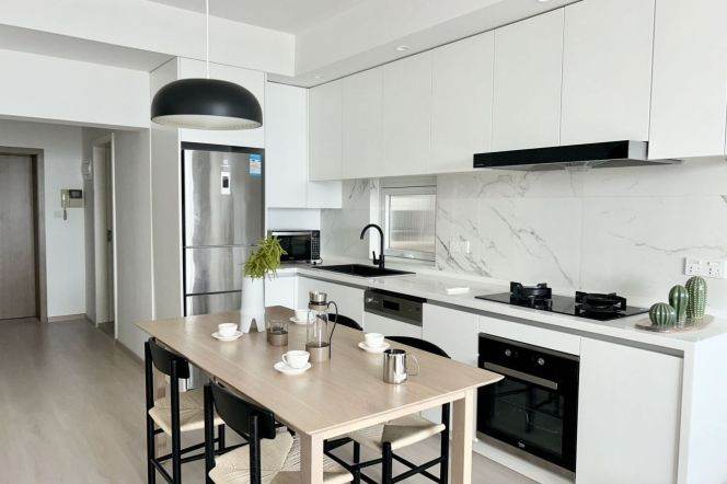 High-end renovated 3Br w. Floor Heating @iapm